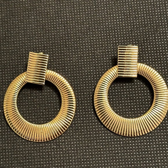 Uncommon Jane Washington Square Earrings - Picture 2 of 4
